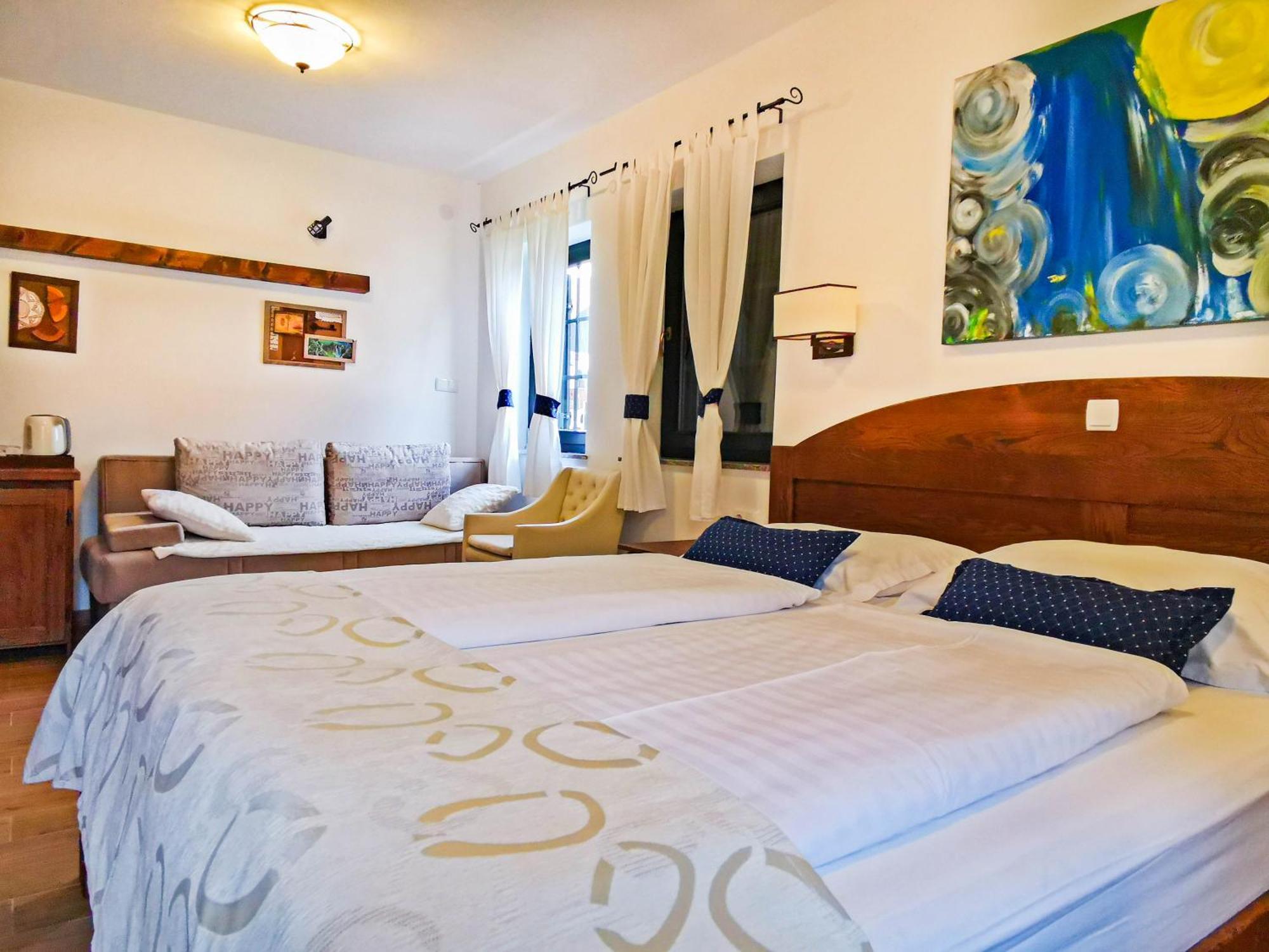 Plitvice Luxury Etno Garden Hotell Plitvička Jezera Rom bilde